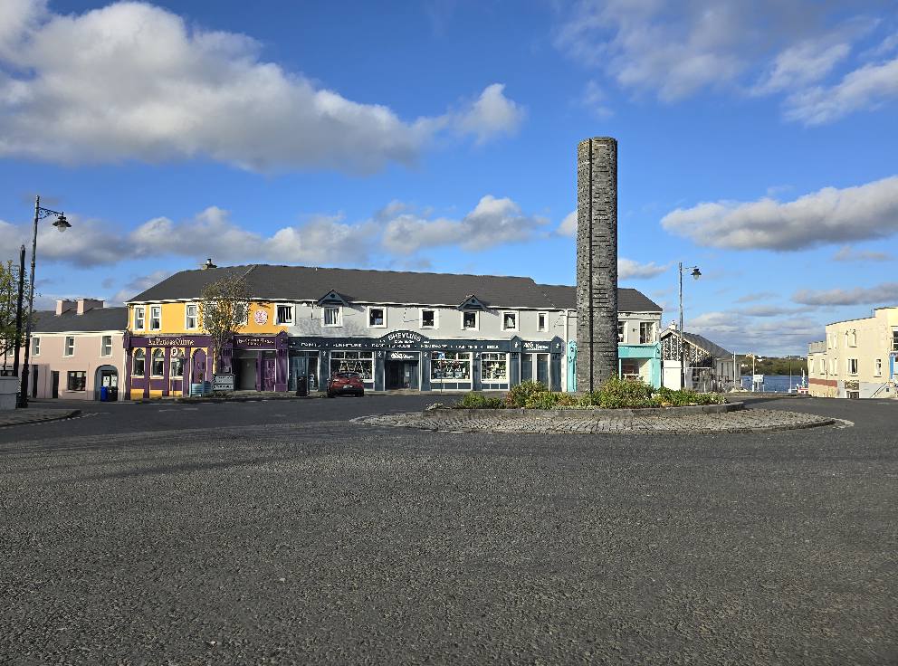 Belmullet town square and monument